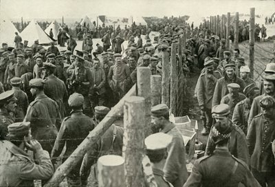 Kafeslere Giren Alman Mahkumlar, 1919. by Unbekannt