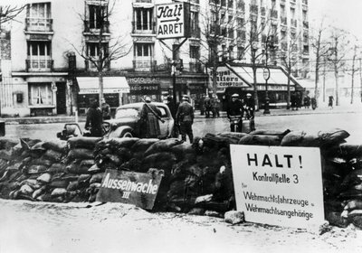 Alman kontrol noktası, Paris