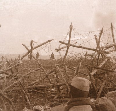 Siperlerden çıkan Almanlar, Massiges, kuzey Fransa, c1914-c1918. by Unbekannt