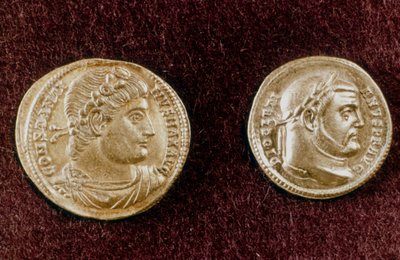 Roma İmparatorları Büyük Konstantin ve Diocletianus