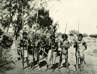 Aborijin Erkekler Grubu, Queensland, Avustralya, 1901. by Unbekannt