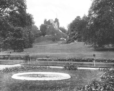 Hawarden Kalesi, Flintshire, Galler, 1894. by Unbekannt