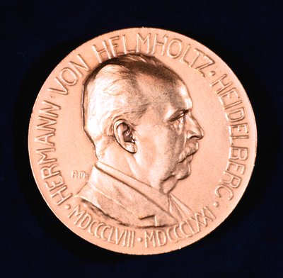 Hermann Ludwig Ferdinand von Helmholtz, Alman fizikçi ve fizyolog, 1907 by Unbekannt