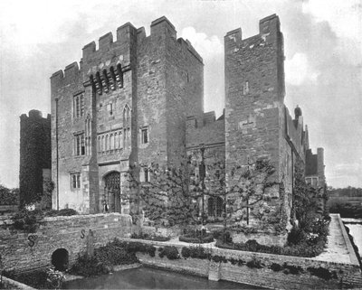 Hever Kalesi, Kent, 1894. by Unbekannt