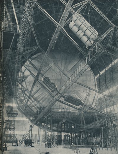 Çerçeve ve Silindirin İncelikleri: R101 Yapımında, c1935 by Unbekannt