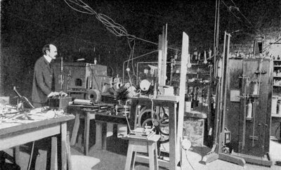 JJ Thomson, İngiliz fizikçi, Cambridge Cavendish Laboratuvarı