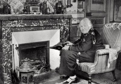 Juliette Adam, Fransız yazar ve feminist, 1929 by Unbekannt