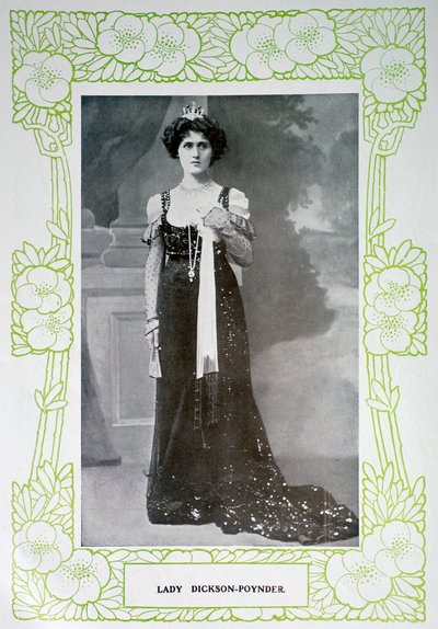 Leydi Dickson-Poynder, 1901 by Unbekannt