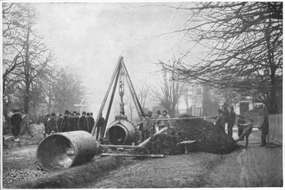 Southwark ve Vauxhall Water Company tarafından büyük bir su ana hattının döşenmesi, Londra, c1902 1903 by Unbekannt