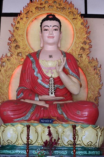 Linh Bir Budist pagodası. Tıp Buda (Bhaisajyaguru) heykeli. Dalat. Vietnam by Unbekannt