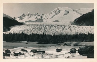 Juneau yakınlarındaki Mendenhall Buzulu, Alaska, 1940. by Unbekannt