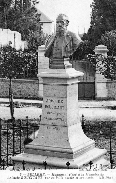 Aristide Boucicaut Anıtı, memleketi Bellême, Fransa
