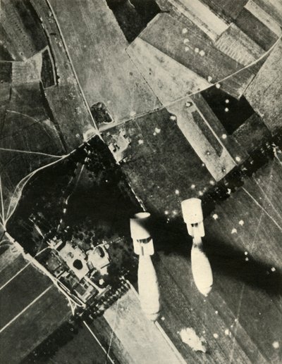 Düşman Hava Alanında Daha Fazla İngiliz Bombası, 1939-1940, 1941. by Unbekannt