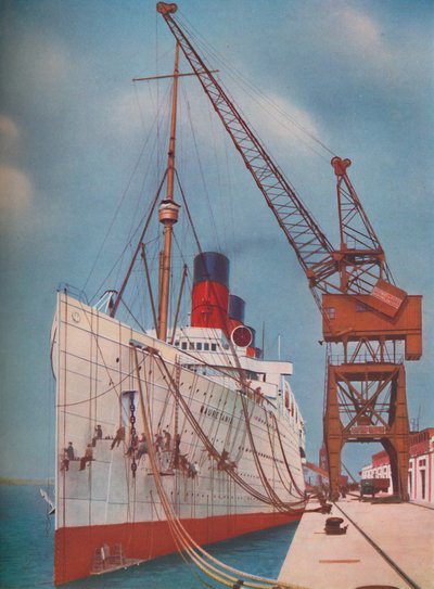 En Popüler Transatlantik Gemilerinden Biri, Mauretania at Southampton, 1937 by Unbekannt