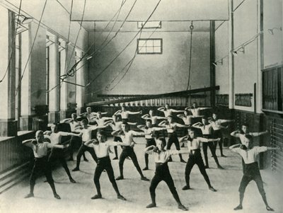 Kraliyet Sağırlar ve Dilsizler Kurumunda Fiziksel Egzersizler, Friar Gate, Derby, 1902. by Unbekannt