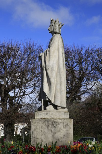 Poissy kolej kilisesi. Aziz Louis heykeli. Profil, Poissy, Fransa by Unbekannt