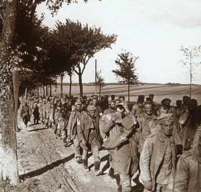 Mahkumlar, Route de lepine, Fransa, c1914-c1918 by Unbekannt