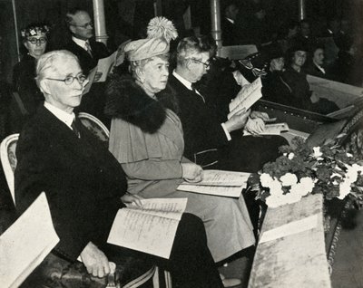 Kraliçe Mary Zafer için Şükran Günü konserinde, Royal Albert Hall, 1945, 1951. by Unbekannt