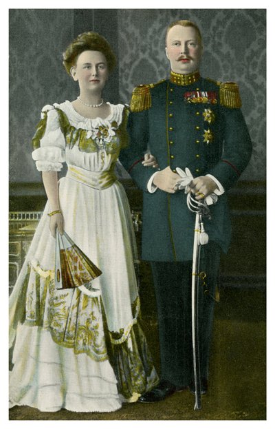 Hollanda Kraliçesi Wilhelmina ve Prens Henry, c1900s-c1910s by Unbekannt