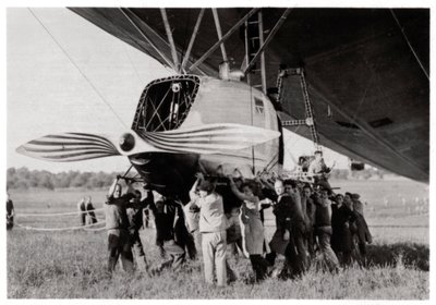 Arka gondol, Zeppelin LZ 127 Graf Zeppelin, 1933 by Unbekannt