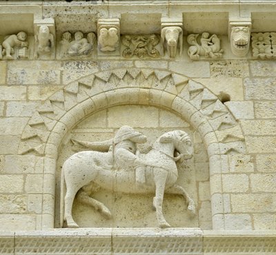 Romanesk sanat: Hugues de Surgeres ve Geoffroy de Vendome veya atın ayağı Kötülük ve Ölümün galibi Heresie ve Mesih