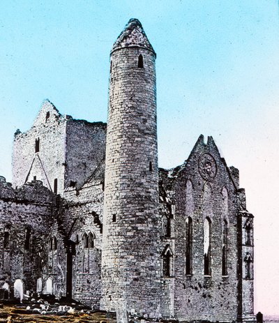 Cashel Co., Tipperary, c1910 Kayalığındaki Harabeler by Unbekannt