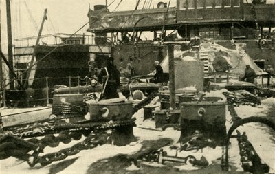 Dondurucu koşullarda kömür tedarik eden gemi, Birinci Dünya Savaşı, 1914, c1920. by Unbekannt
