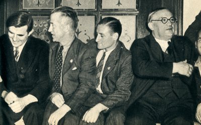 Karadaki Gemi Arkadaşları. John G. Winant, Ernest Bevin, tüccar denizcilerle, 1942 by Unbekannt