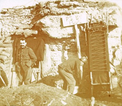 Ön hat siperlerindeki askerler, c1914-c1918 by Unbekannt