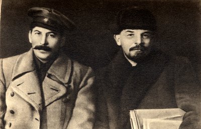 Stalin ve Lenin, Rus Bolşevik devrimci liderleri, Moskova, Rusya, 1919 by Unbekannt