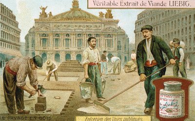 Ahşap bloklarla bir Paris caddesini kaplamak, c1900 by Unbekannt