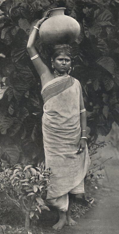 Tamulin su getiriyor, 1926 by Unbekannt