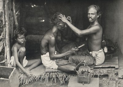 Tamulischer Barbier, 1926 by Unbekannt