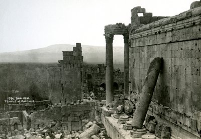 Bacchus Tapınağı, Baalbek, Lübnan, c1920s-c1930s by Unbekannt