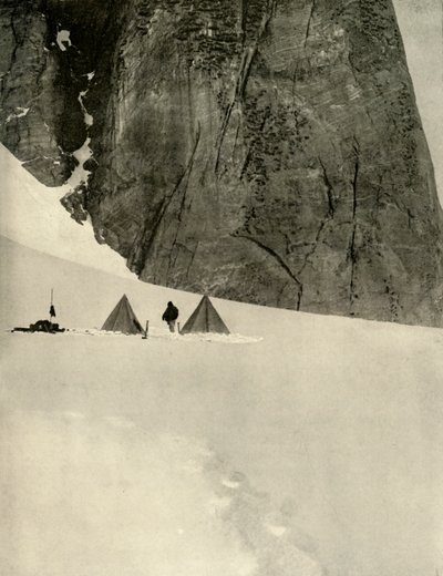 Granit Sütun Altındaki Kamp, Aşağı Buzul Deposundan Yarım Mil...27 Ocak 1909 by Unbekannt