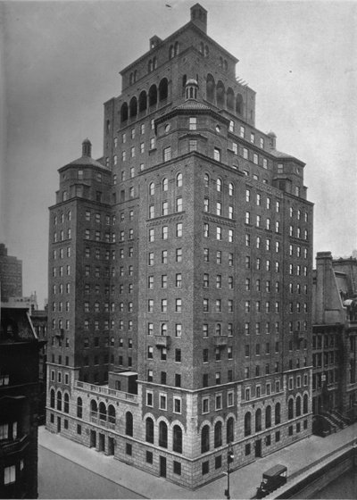 Kardeşlik Kulüpleri Binası, New York, 1924 by Unbekannt