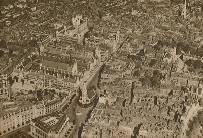 Çok Az Londralının Gördüğü Gibi Hukuk Sığınağı: Tapınak ve Adalet Divanları, c1935. by Unbekannt