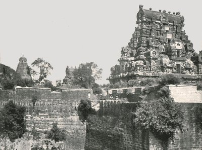 Hendek ve Kale, Tanjore, Hindistan, 1895. by Unbekannt