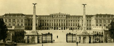 Schönbrunn Sarayı, Viyana, Avusturya, c1935. by Unbekannt
