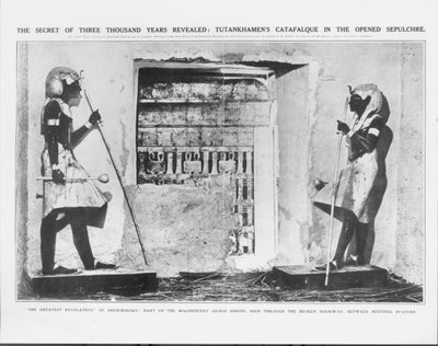 Üç Bin Yılın Sırrı Açığa Çıktı: Tutankamon'un Açılan Kabirdeki Katafalk'ı by Unbekannt