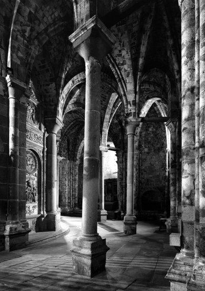 Gezici ve sözde Radiant Şapel. Katedral Aziz Kurtarıcı. 12-15. yüzyıl. Avila, İspanya by Unbekannt