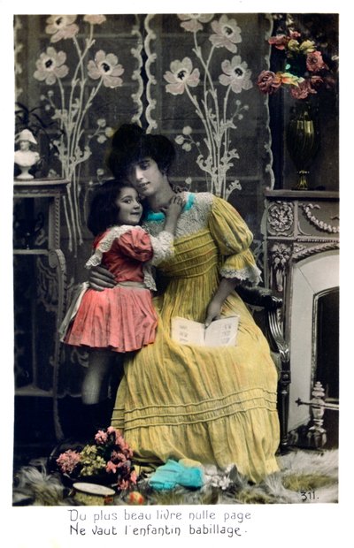 Daha güzel kitap, Fransız Kartpostalı, c1900 by Unbekannt