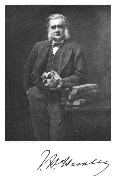 Thomas Henry Huxley, İngiliz biyolog, 1883 by Unbekannt