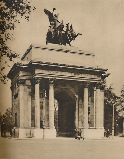Zafer Takı Hyde Park