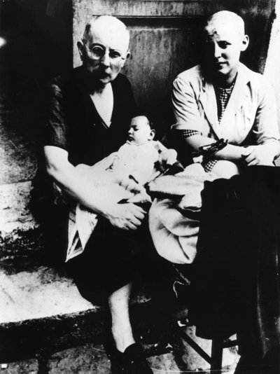 İki kadın Fransız işbirlikçi, Chartres, Fransa, 1944 by Unbekannt