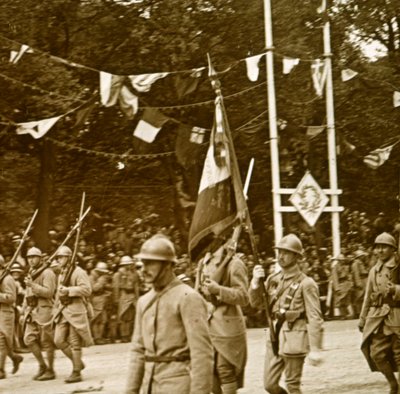 Zafer geçit töreni, 1918 by Unbekannt