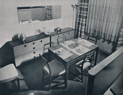 Gilbert Rohde tarafından tasarlanan oturma-yemek odasından görüntü, 1936 by Unbekannt