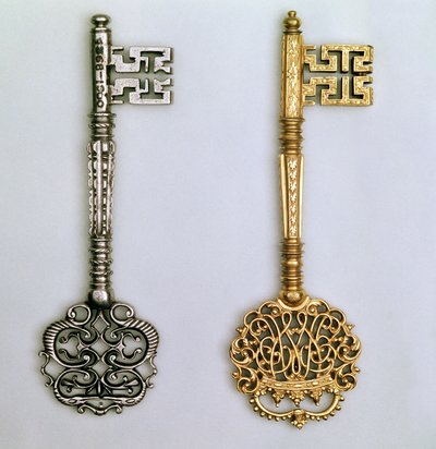 Soldan Sağa Tuşlar: 18. yüzyılın başlarında yaldızlı Royal cypher içeren Tören Chamberlain tasarımı. Çelik 18. yüzyıl by Unbekannt Unbekannt
