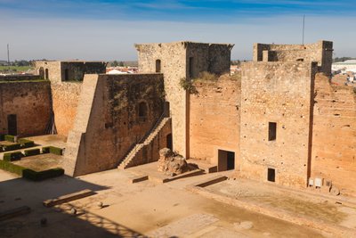Niebla, Huelva Eyaleti, Endülüs, Güney İspanya. Guzmanların Kalesi. by Unbekannt Unbekannt