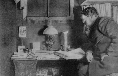 Otto Nordenskjöld masasında, Snow Hill, Antarktika, 1901-03 by Unbekannt Unbekannt